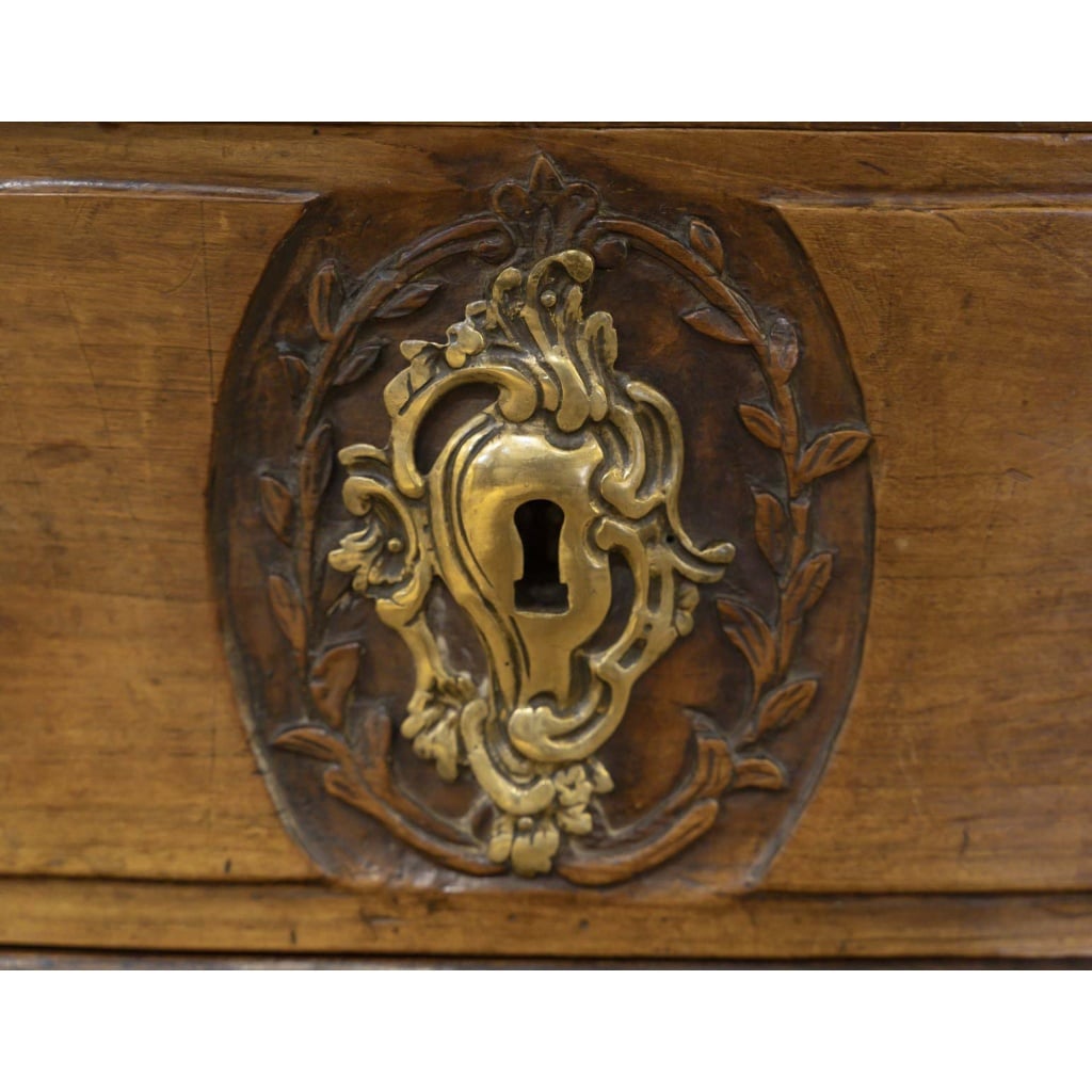 Commode provençale du XVIIIème siècle 10