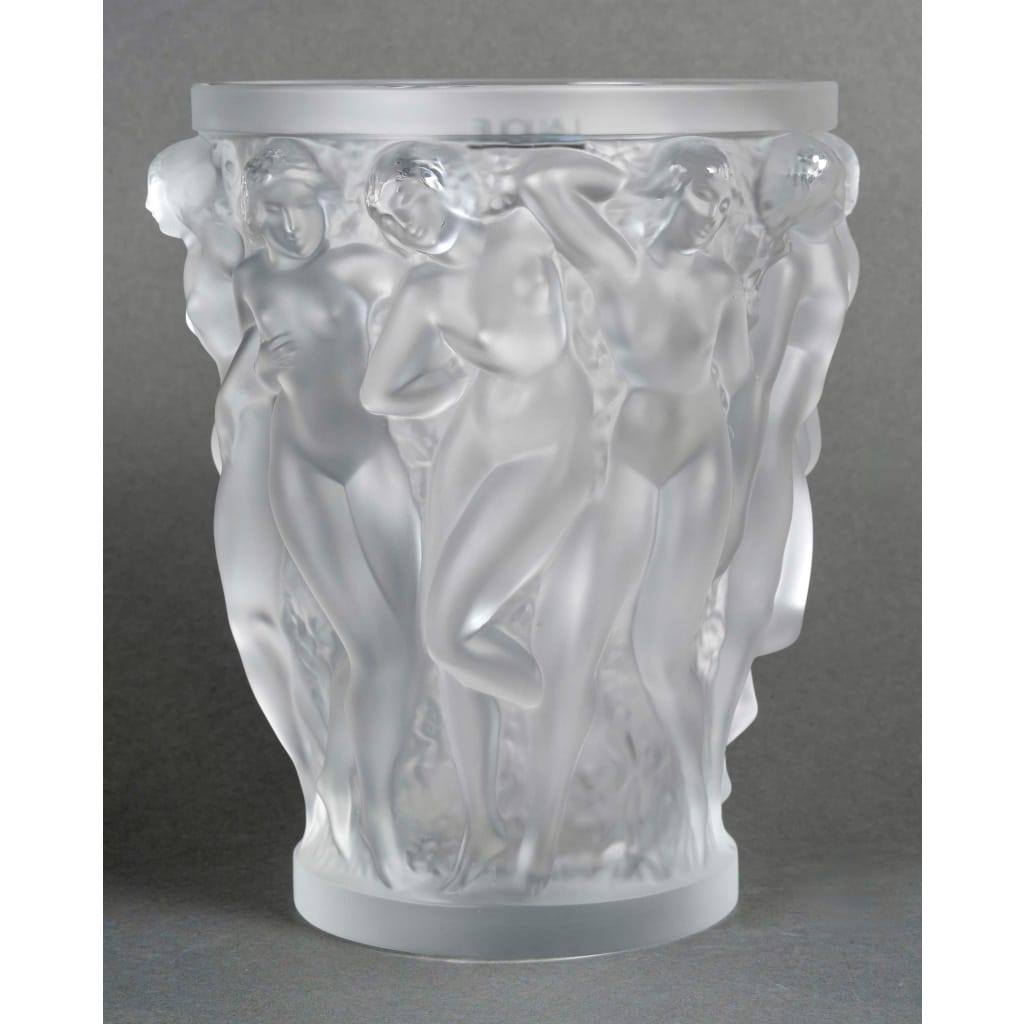 Vase « Bacchantes » cristal blanc de LALIQUE 2