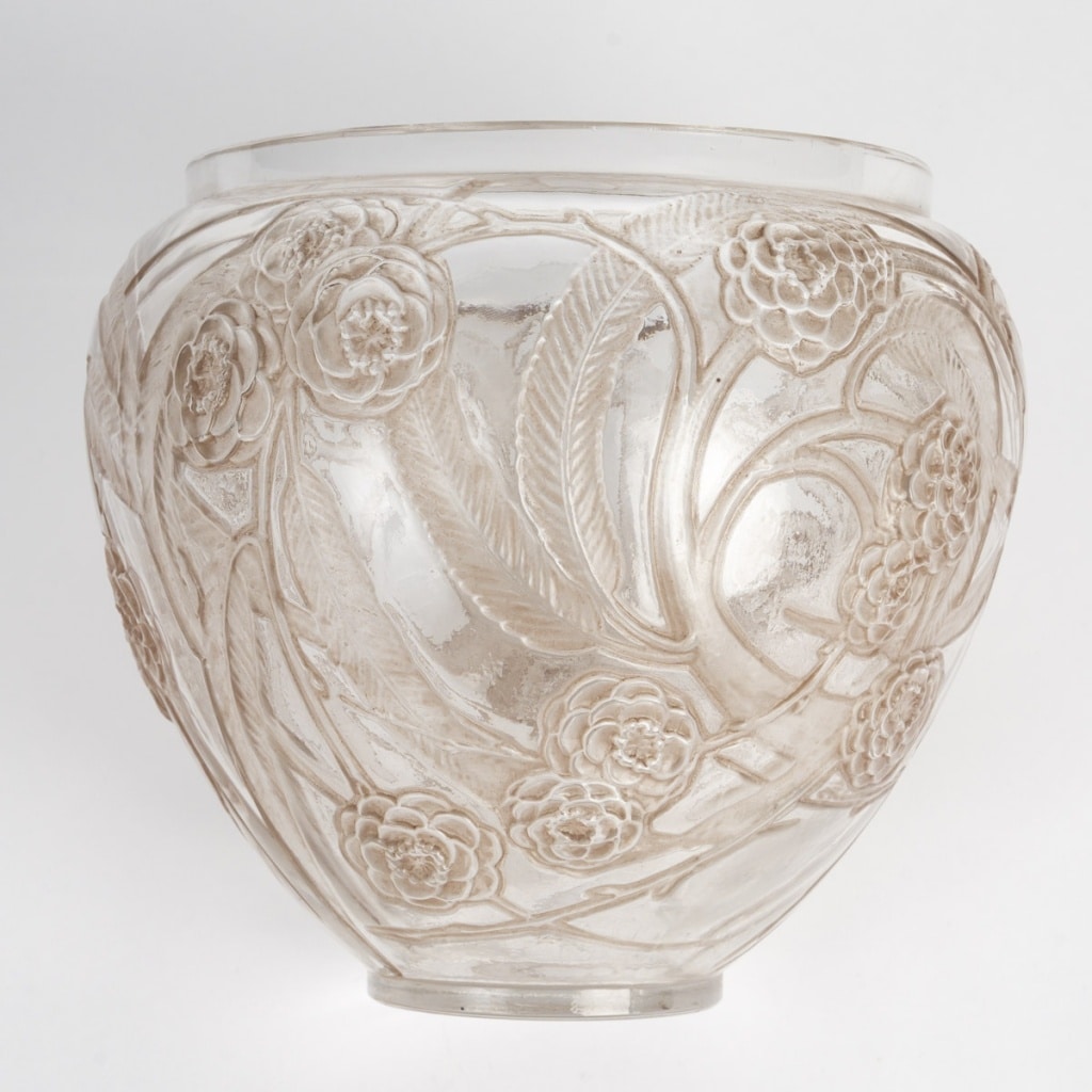 Vase « Néfliers » verre blanc patiné sépia de René LALIQUE 2