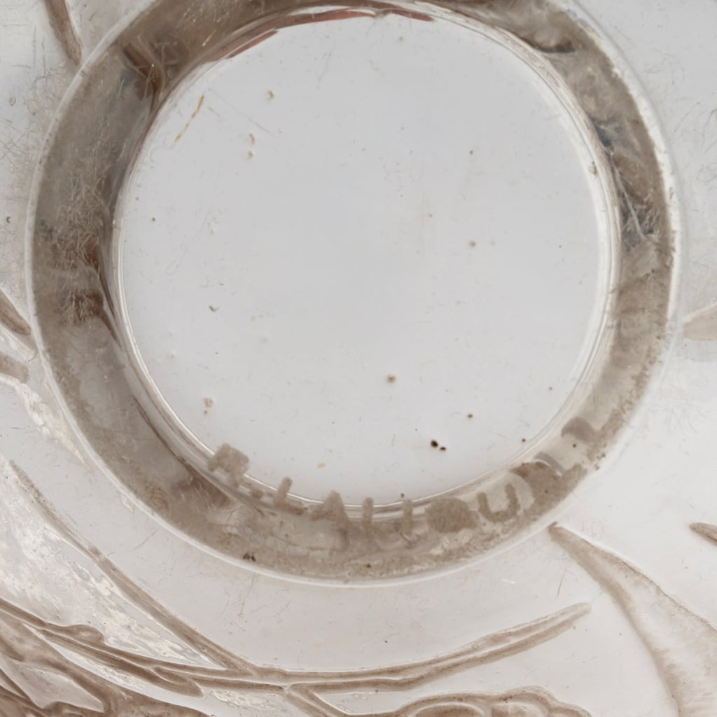 Vase « Néfliers » verre blanc patiné sépia de René LALIQUE 7