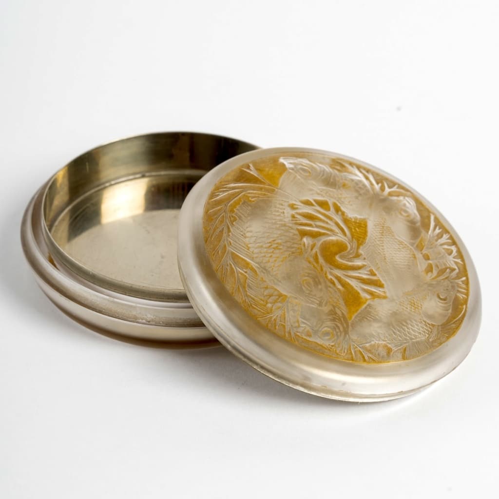 Boîte « Poissons » verre blanc patiné sépia de René LALIQUE 4