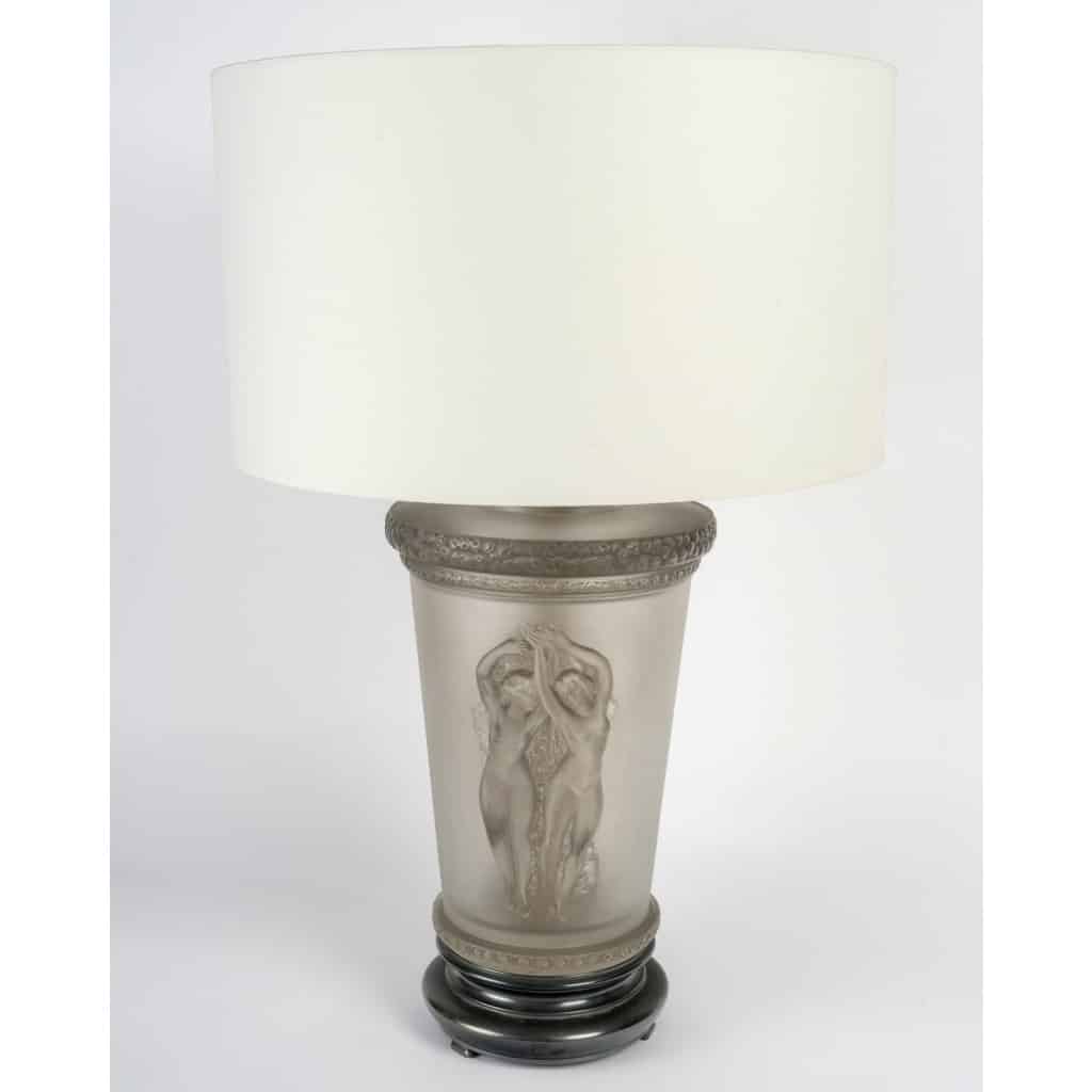 Lampe « Deux Danseuses » cristal patiné gris de René LALIQUE 2