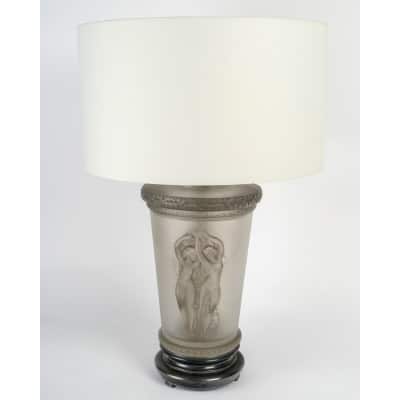 Lampe « Deux Danseuses » cristal patiné gris de René LALIQUE