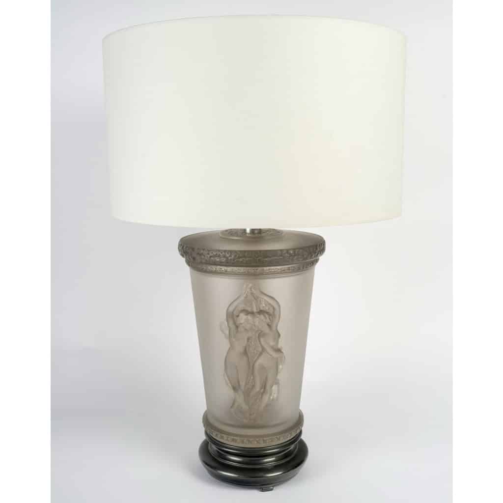 Lampe « Deux Danseuses » cristal patiné gris de René LALIQUE 3