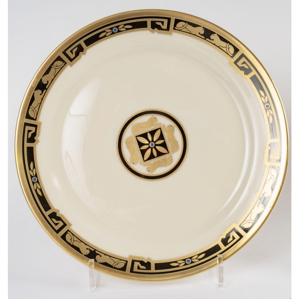 Service de Table « La Maison de l’Art Déco » porcelaine de CARTIER – 70 pièces 3 Service de Table « La Maison de l’Art Déco » porcelaine de CARTIER – 70 pièces 3