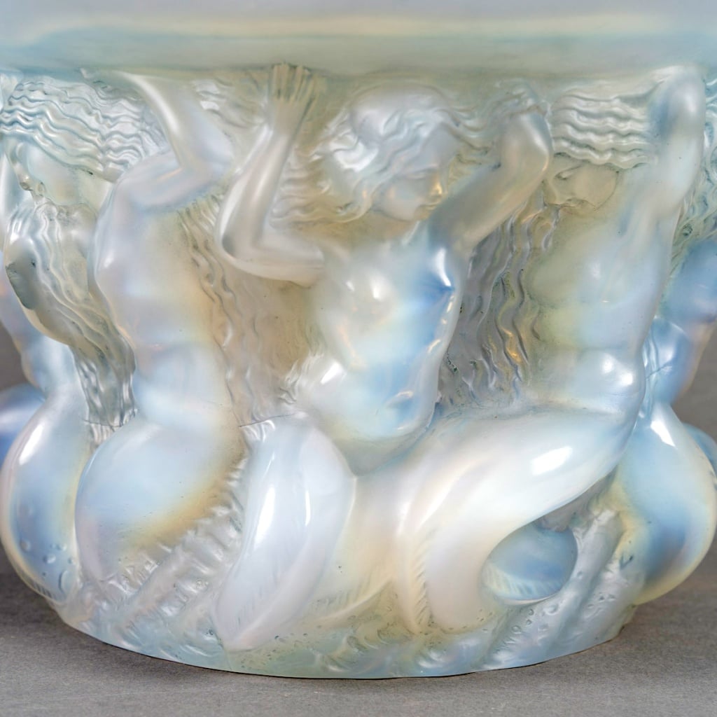 Vase « Naïades » verre opalescent patiné bleu de René LALIQUE 6