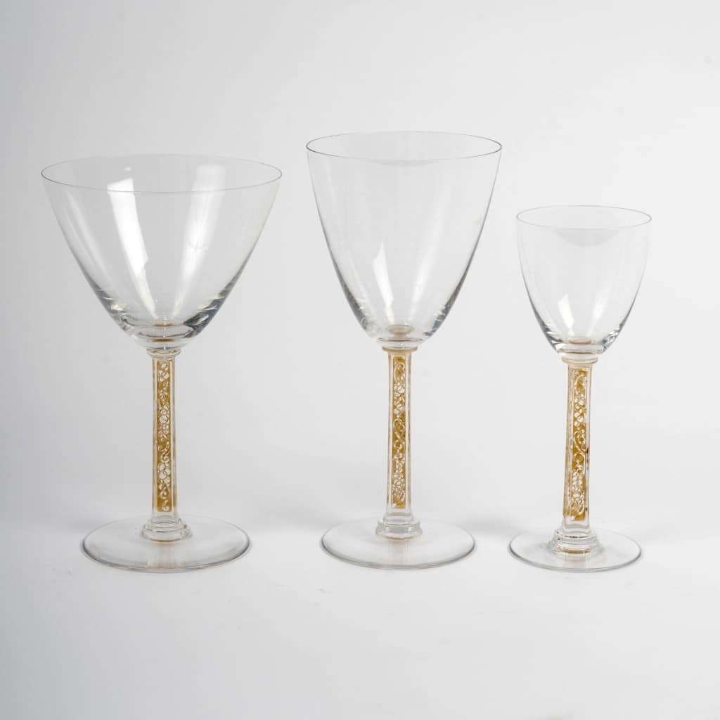 Service de Verres « Phalsbourg » verre blanc patiné sépia de René LALIQUE – 18 pièces 2