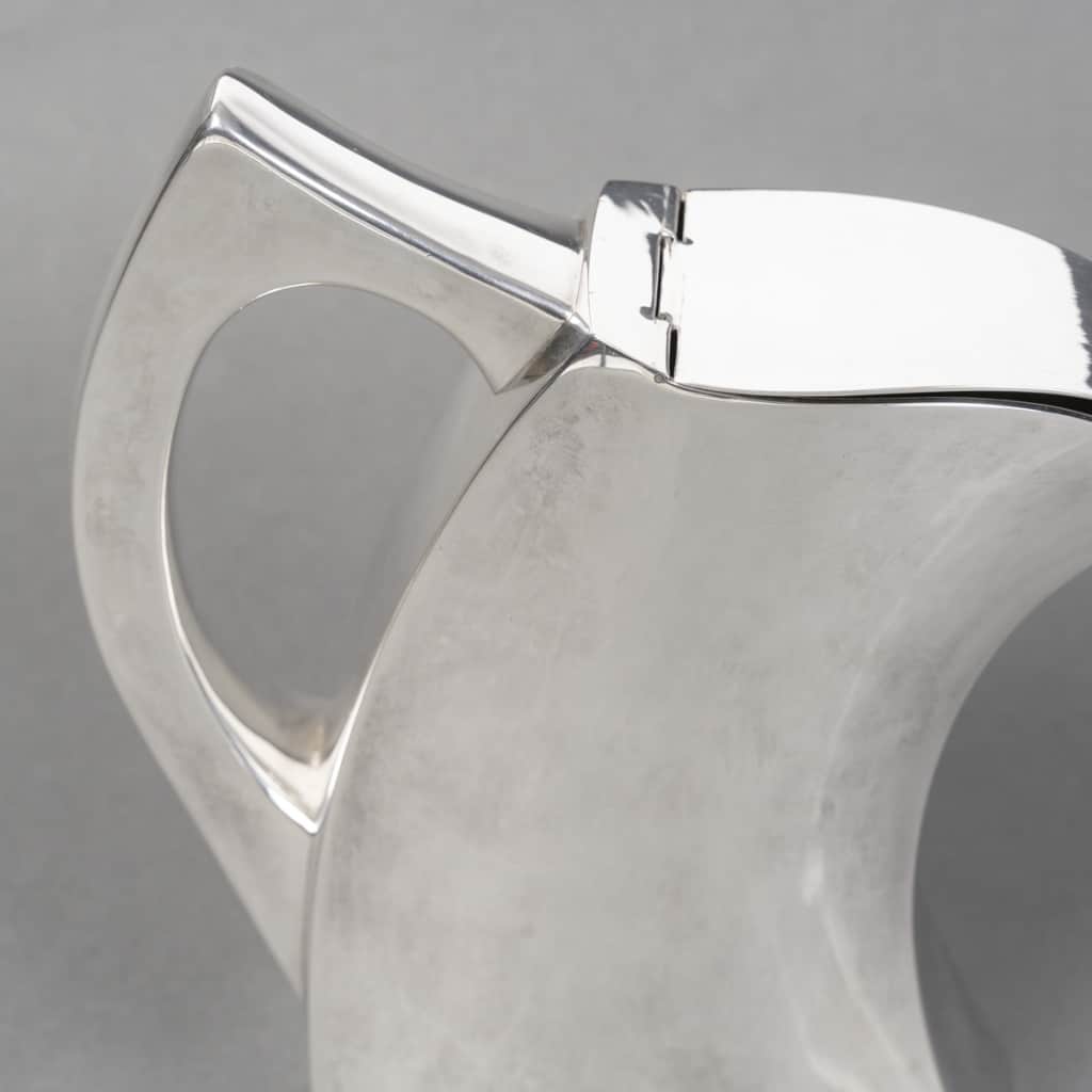 Pierre Cardin – Verseuse couverte en argent massif – Circa 1970 10 Pierre Cardin – Verseuse couverte en argent massif – Circa 1970 10