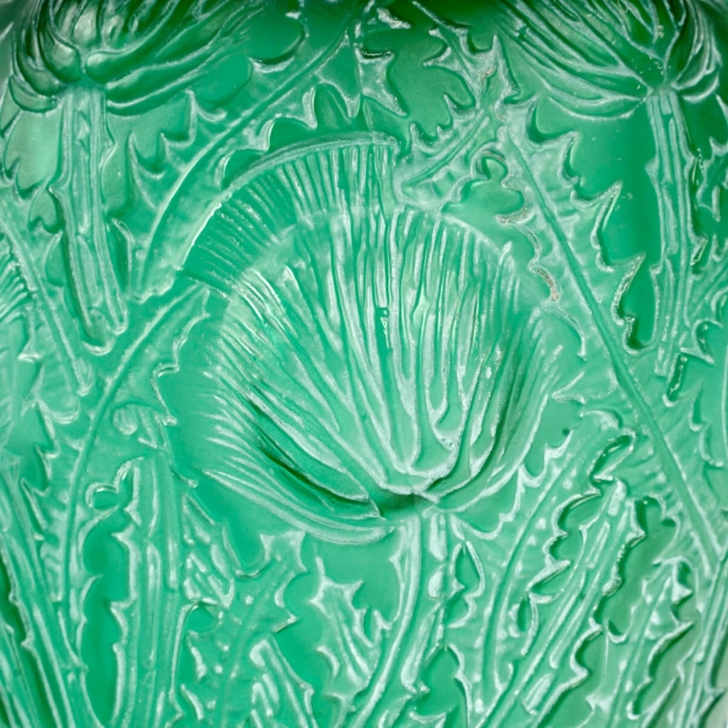 Vase « Domrémy » verre vert émeraude patiné blanc de René LALIQUE 6