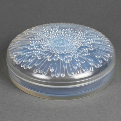Boîte « Tokyo » verre opalescent de René LALIQUE
