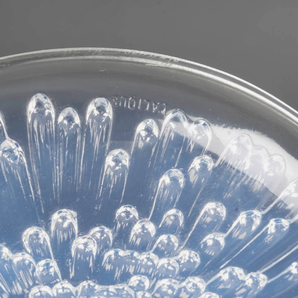 Boîte « Tokyo » verre opalescent de René LALIQUE 6