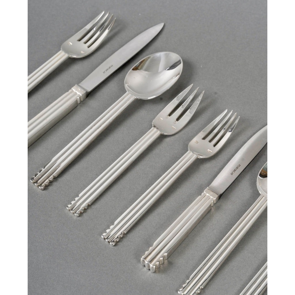 Ménagère Art Déco « Nantes » métal argenté de PUIFORCAT – 109 Pièces 4