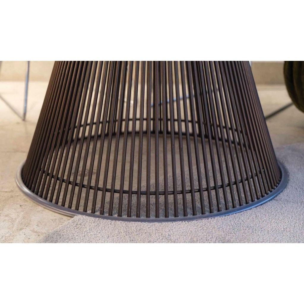 KNOLL éditions & PLATNER , table rondeØ 180 cm marbre Rouge Rubis 5