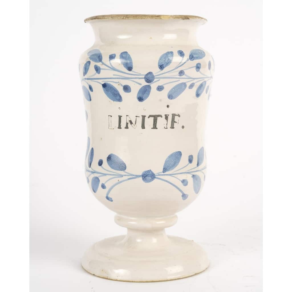 Rare Pot d’Apothicaire en Faïence de Nevers – XVIIIe siècle