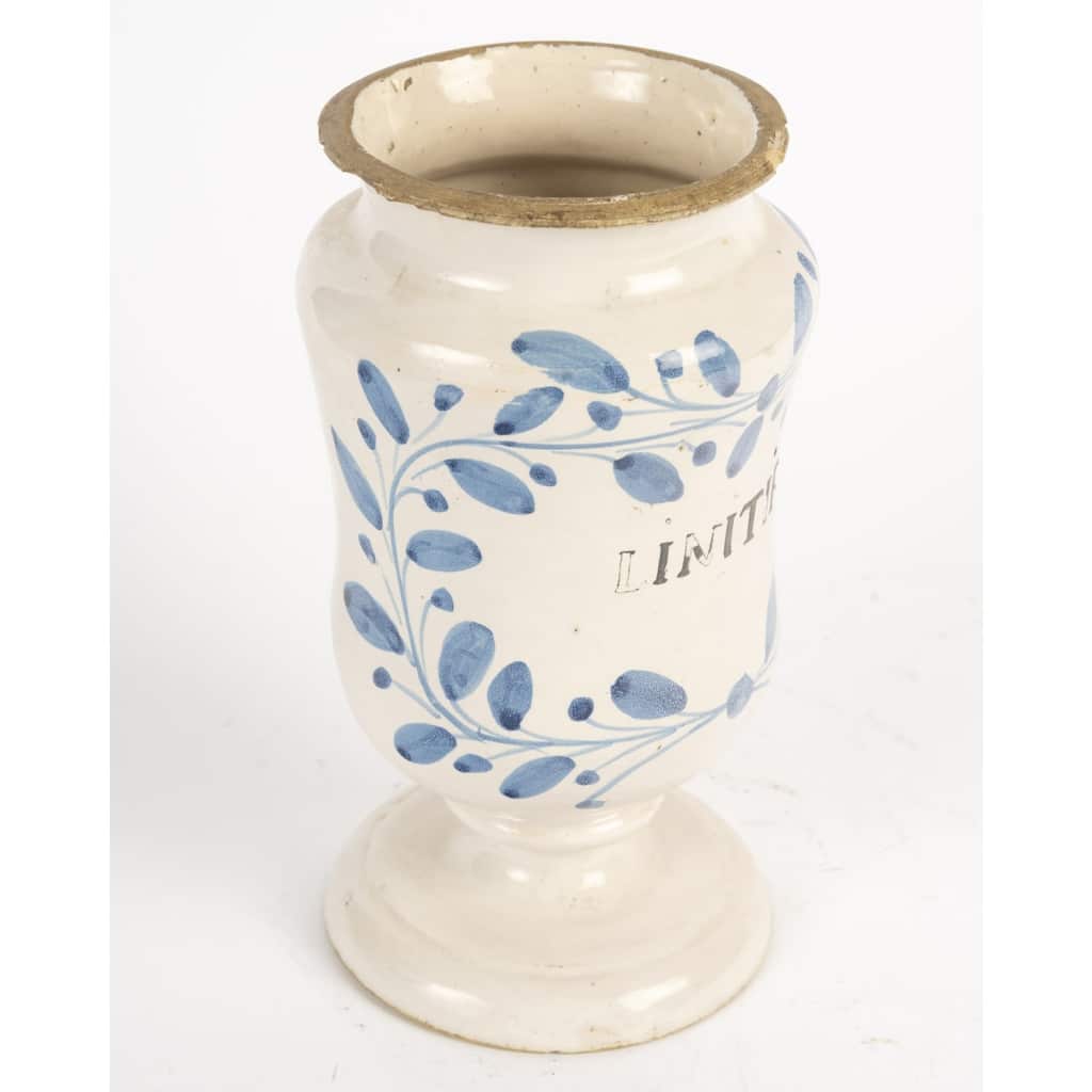 Rare Pot d’Apothicaire en Faïence de Nevers – XVIIIe siècle 4