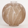 Vase « Palmes » verre blanc patiné sépia de René LALIQUE 7