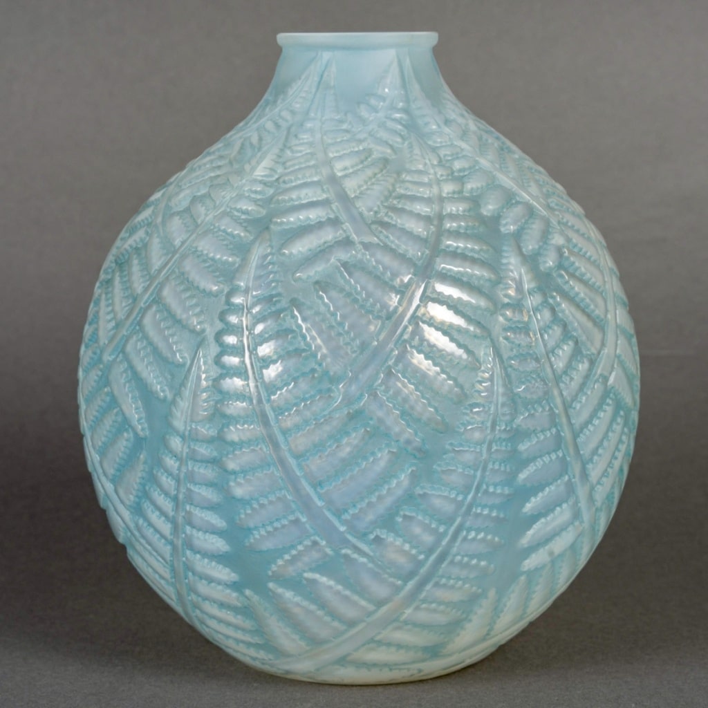 Vase « Espalion » verre opalescent patiné bleu de René LALIQUE 3