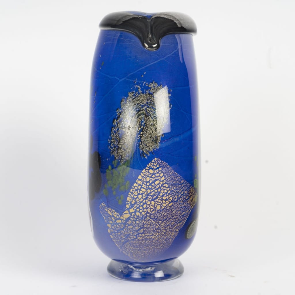 Vase ovoïde en verre bleu signé PIERINI 5