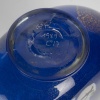 Vase ovoïde en verre bleu signé PIERINI 19