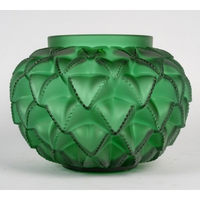 Vase « Languedoc » cristal jaune ambré de LALIQUE FRANCE Vase « Languedoc » cristal jaune ambré de LALIQUE FRANCE