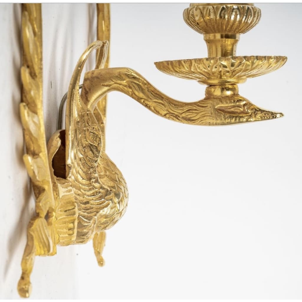 1960 Paire d’appliques murales en bronze Maison Lucien Gau 4 1960 Paire d’appliques murales en bronze Maison Lucien Gau 4