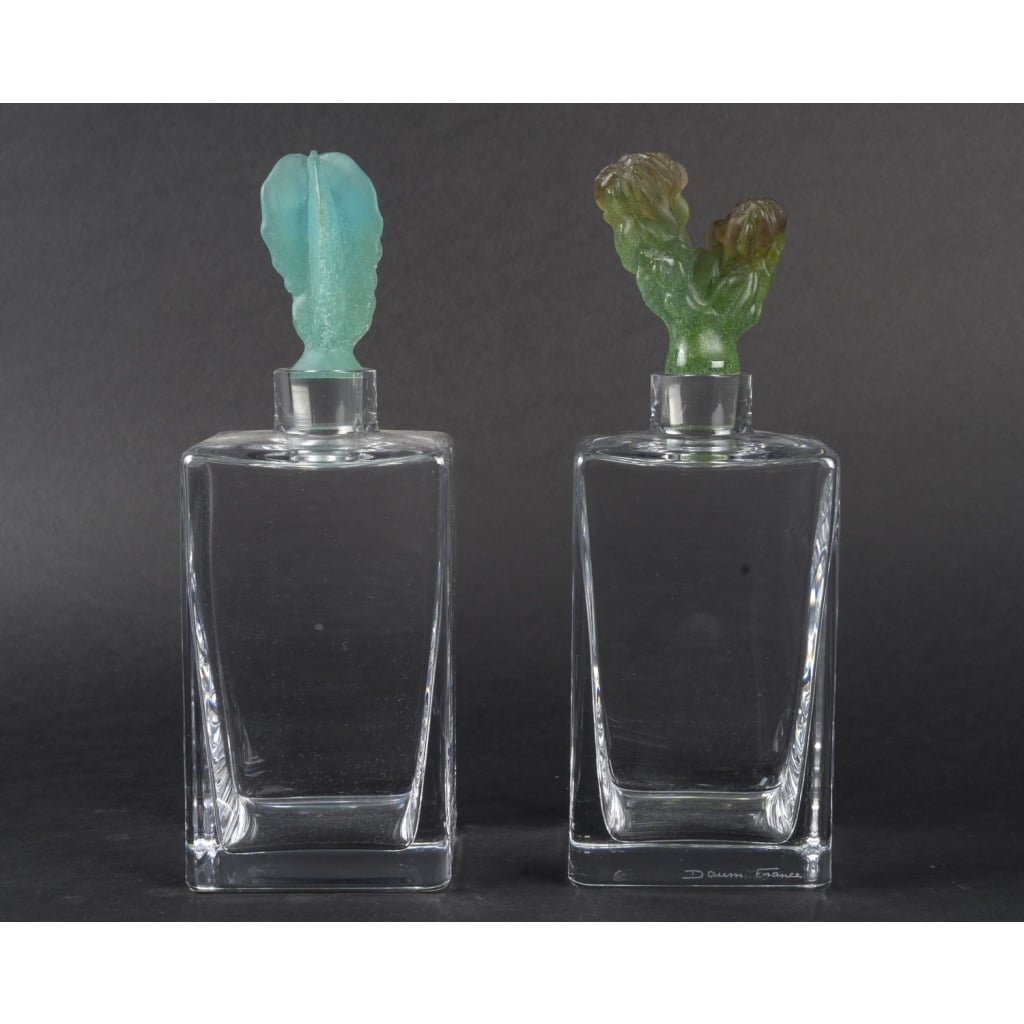 Hilton Mc Connico pour Daum France Duo de carafes modèle Cactus 3