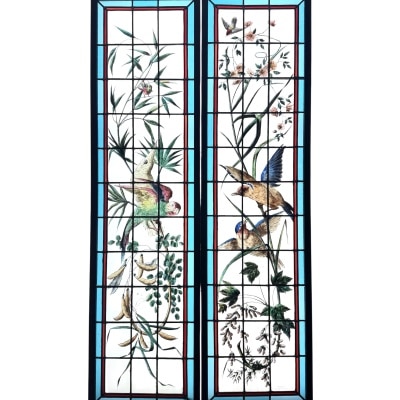 Vitraux aux oiseaux exotiques