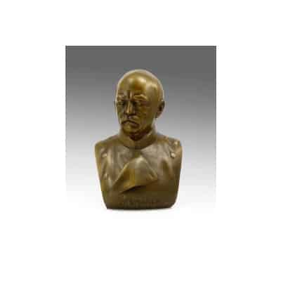 Sculpture représentant Otto von Bismarck – Buste en Bronze Sculpture représentant Otto von Bismarck – Buste en Bronze