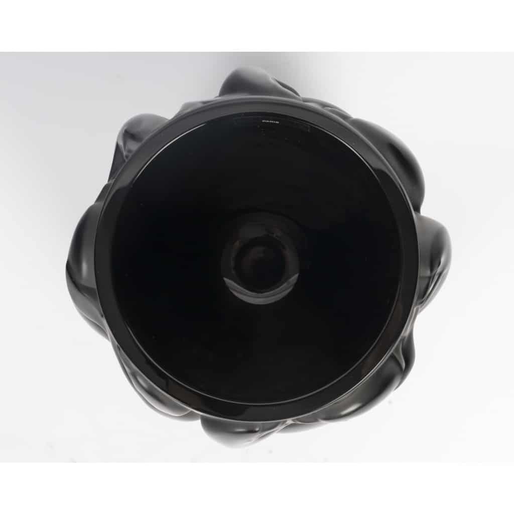 Maison Lalique France, Vase aux Dauphins, noir et numéroté. Edition limitée. 7