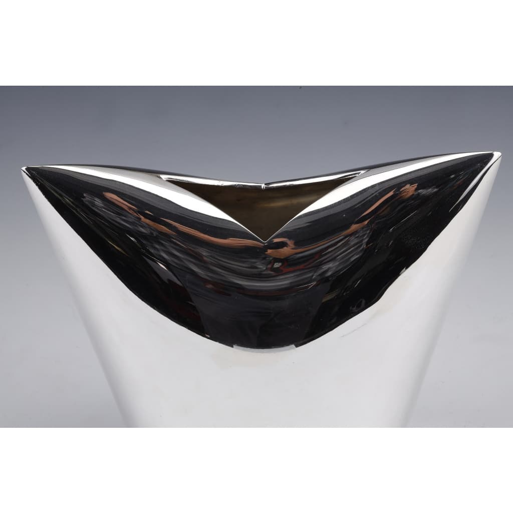 Gabriel DE VECCHI – VASE EN ARGENT MASSIF DESIGN ITALIEN XXè 20