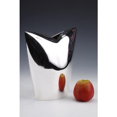 Gabriel DE VECCHI – VASE EN ARGENT MASSIF DESIGN ITALIEN XXè