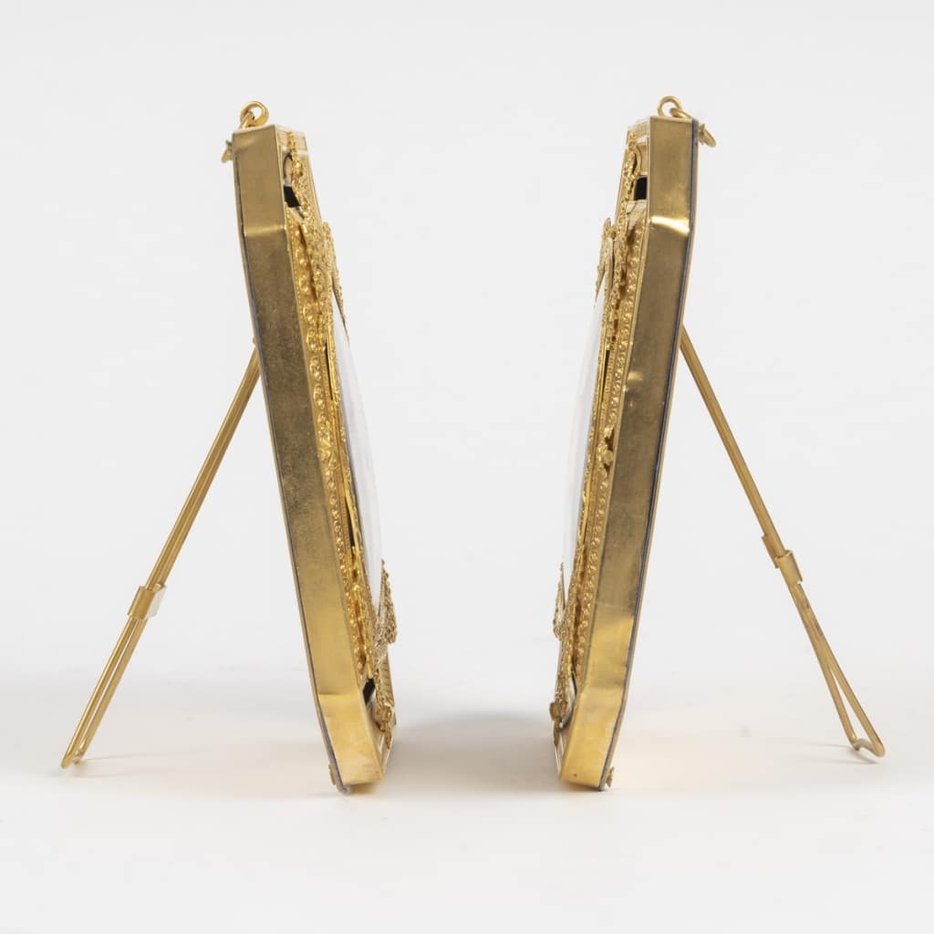 Une paire de cadres photos en bronze doré, fin XIXème siècle 5