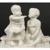 Une petite sculpture en porcelaine de biscuit , époque Art nouveau 20