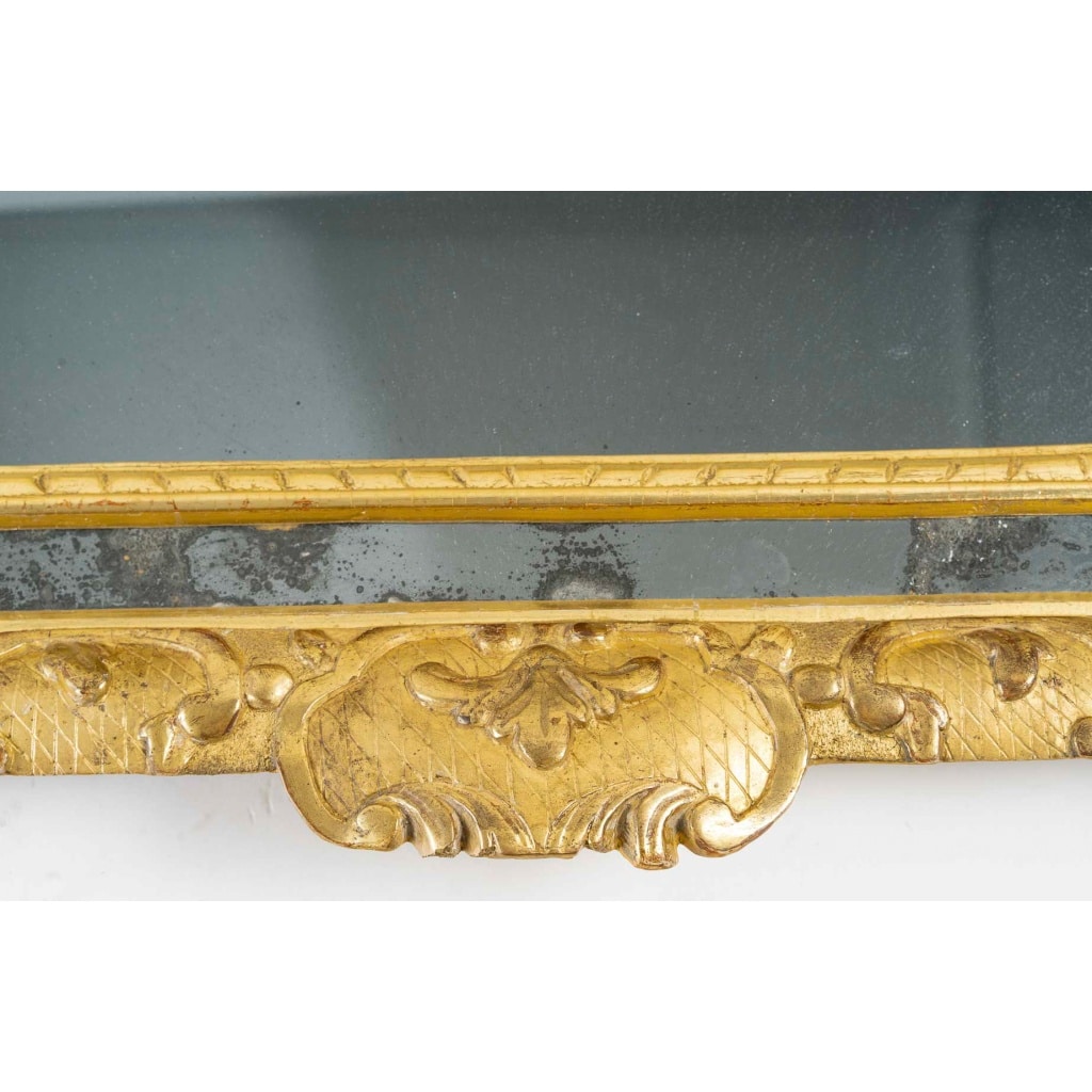 Miroir à parecloses d’époque Régence en bois sculpté et doré, vers 1715-1723 6