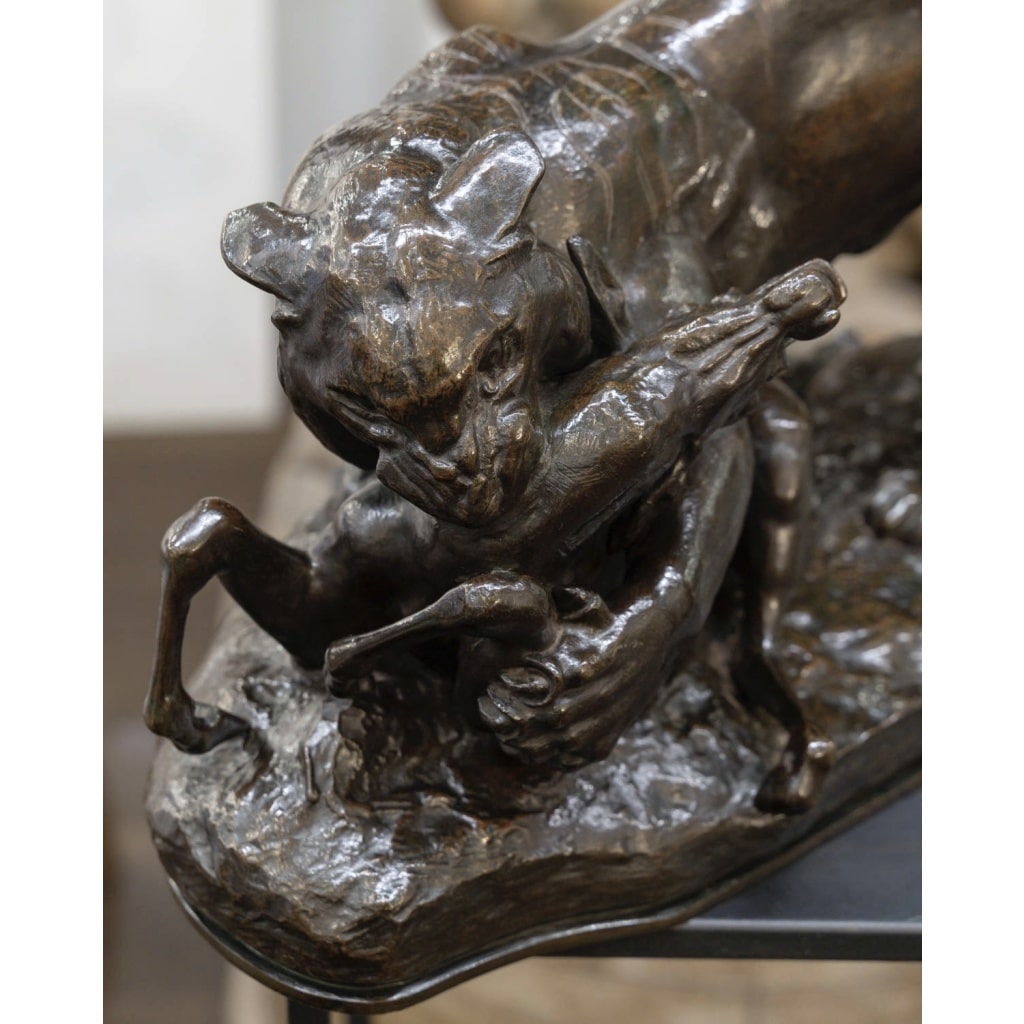 Sculpture – Tigre Surprenant Une Antilope , Antoine – Louis Barye , F.Barbedienne – Bronze 10 Sculpture – Tigre Surprenant Une Antilope , Antoine – Louis Barye , F.Barbedienne – Bronze 10