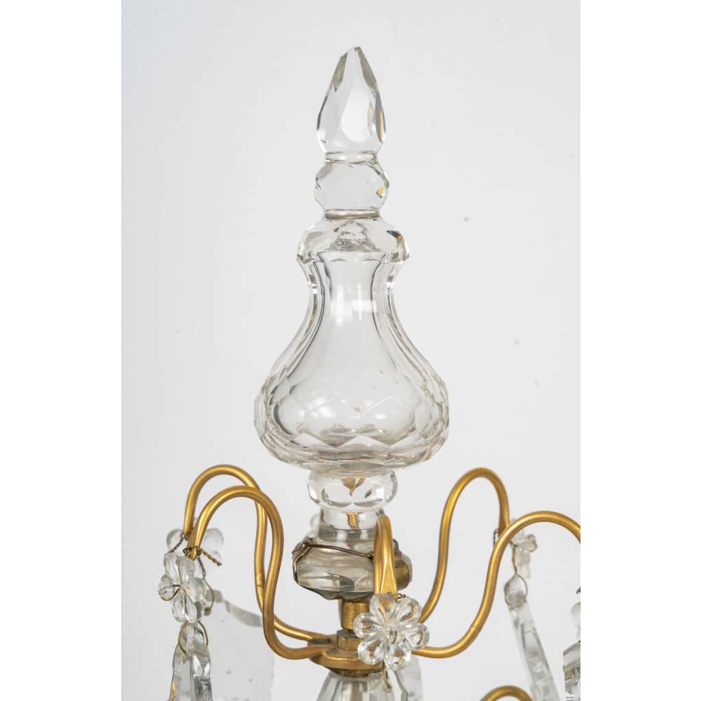 Paire de larges girandoles de style Louis XIV en bronze doré et cristal, vers 1800-1830 4