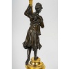 Paire de candélabres en bronze à décor de Figures à l’Antiques, époque Empire vers 1805-1810 24 Paire de candélabres en bronze à décor de Figures à l’Antiques, époque Empire vers 1805-1810 24