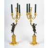 Paire de candélabres en bronze à décor de Figures à l’Antiques, époque Empire vers 1805-1810 27 Paire de candélabres en bronze à décor de Figures à l’Antiques, époque Empire vers 1805-1810 27