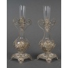 Une paire de petits vases en verre et monture en métal argenté, fin XIXème siècle 12