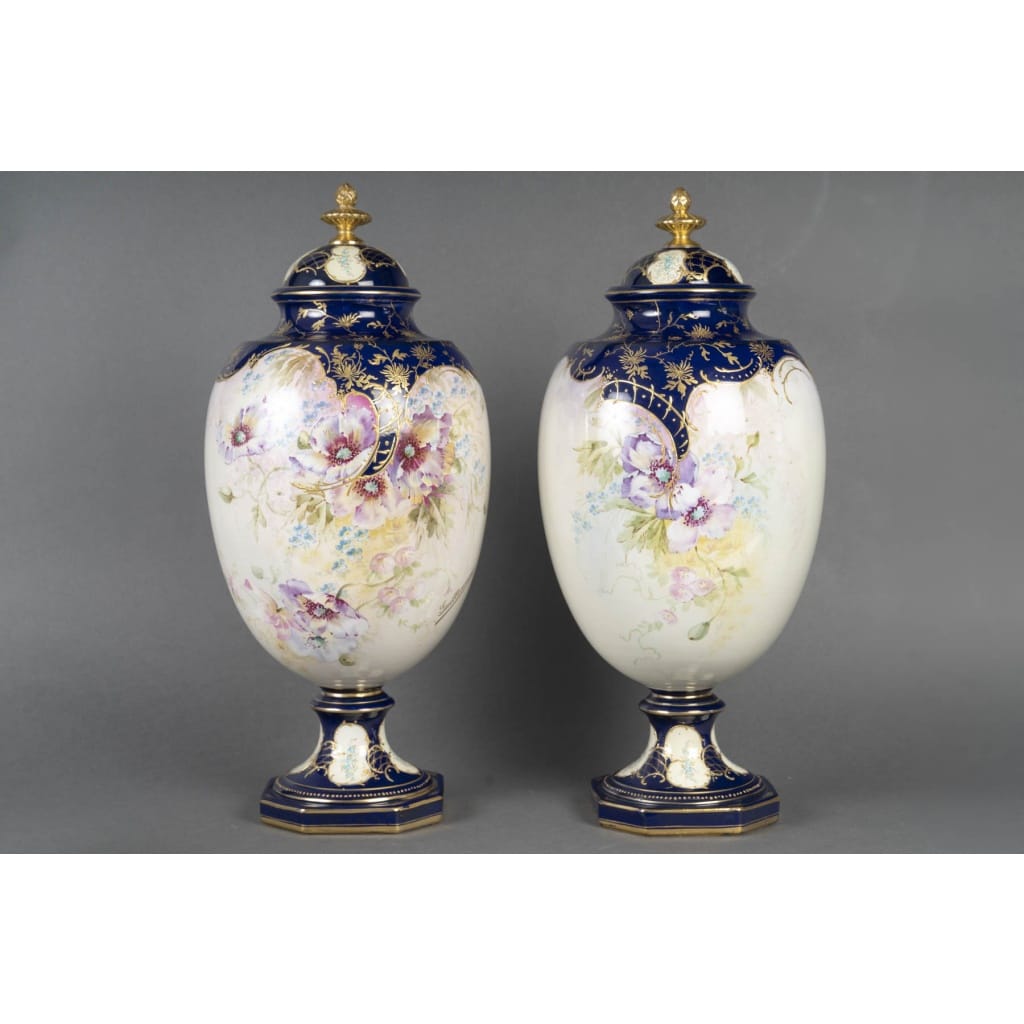 Une paire de vases en porcelaine Allemagne, début XXème siècle 12