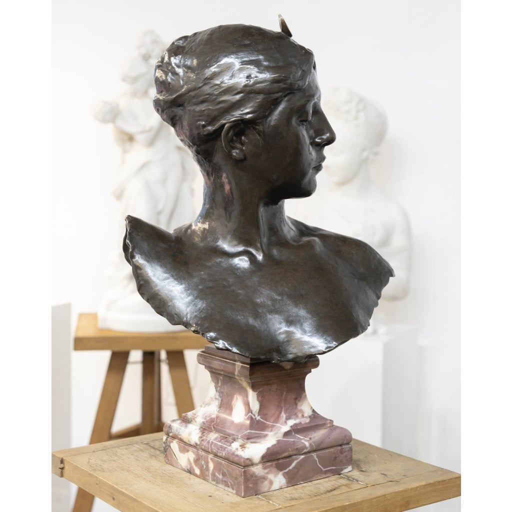Sculpture – Buste De Diane Chasseresse , Alexandre Falguière (1831-1900) – Bronze 8