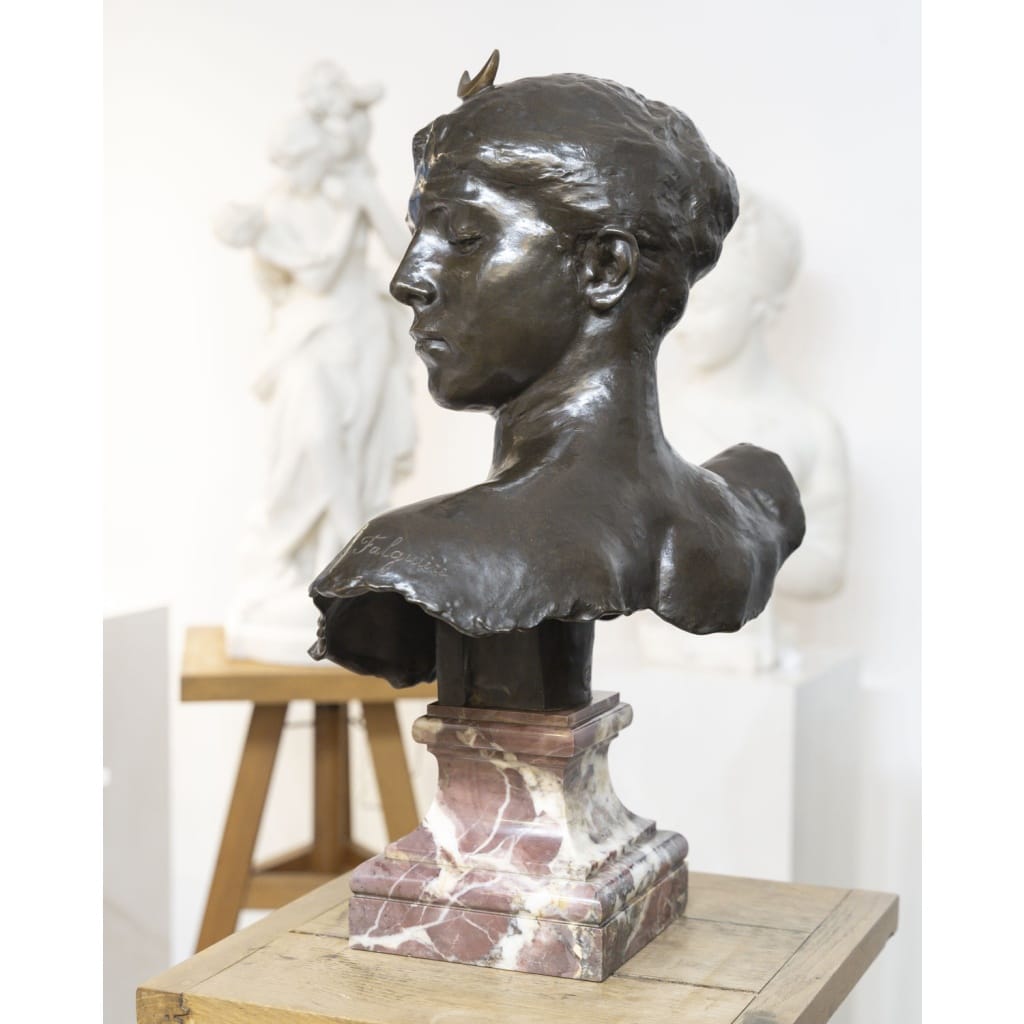 Sculpture – Buste De Diane Chasseresse , Alexandre Falguière (1831-1900) – Bronze 4