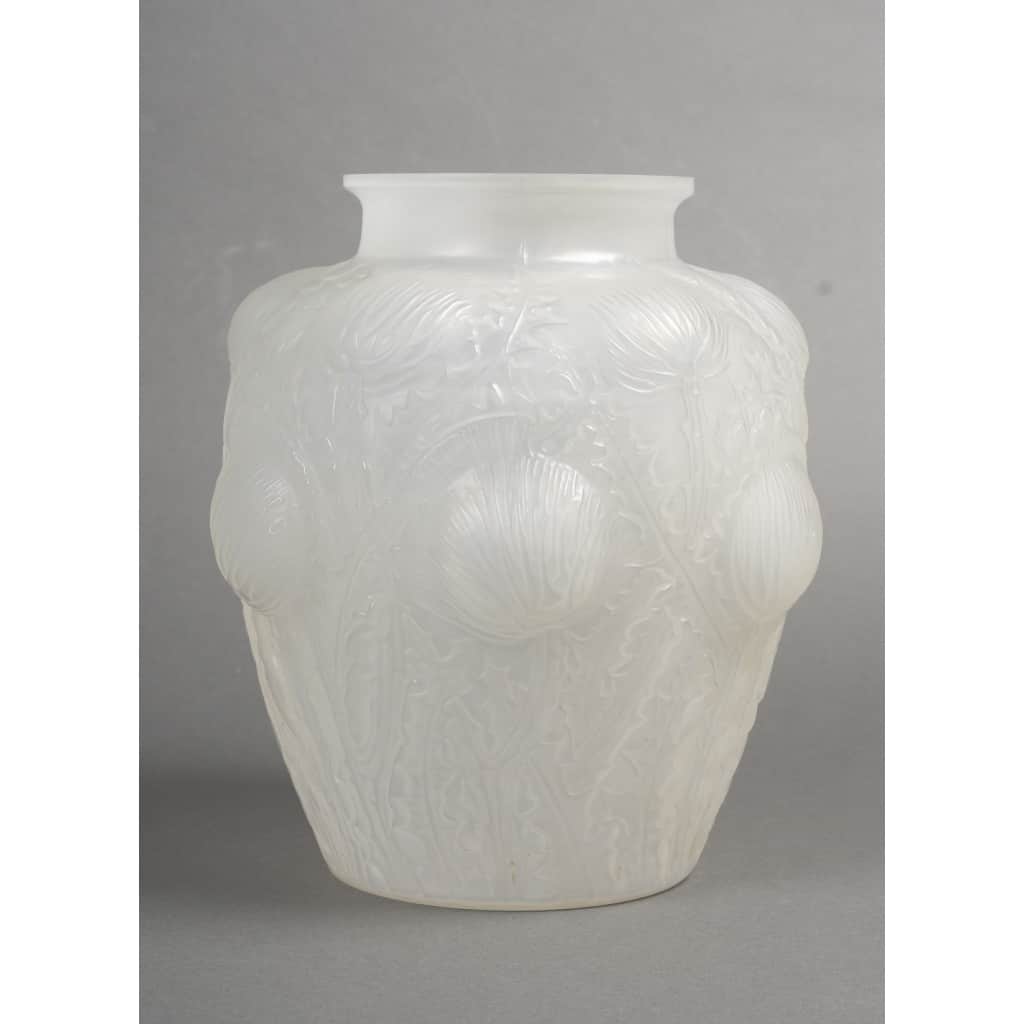 René LALIQUE Vase “ DOMREMY” 1926 4 René LALIQUE Vase “ DOMREMY” 1926 4