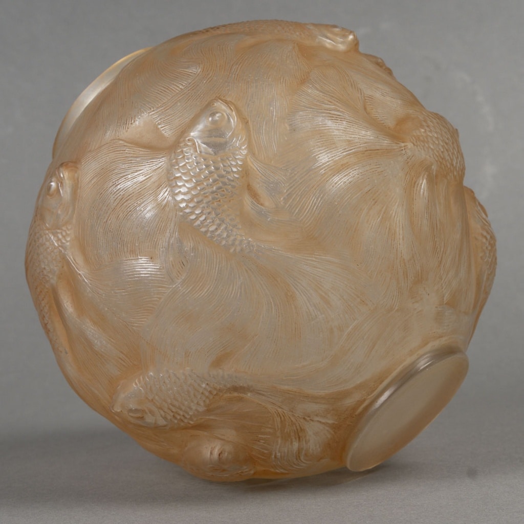 René LALIQUE – Vase FORMOSE créé en 1924 11