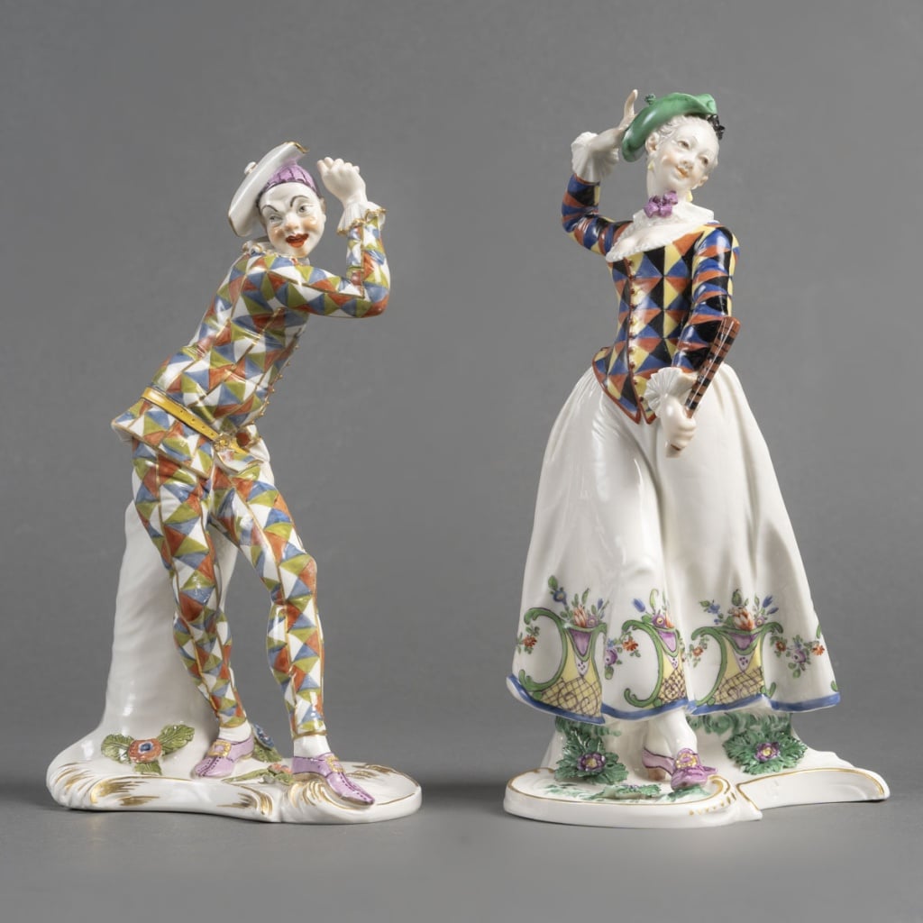 Paire d’Arlequins en porcelaine de Nymphenburg, époque XIXème. 6 Paire d’Arlequins en porcelaine de Nymphenburg, époque XIXème. 6