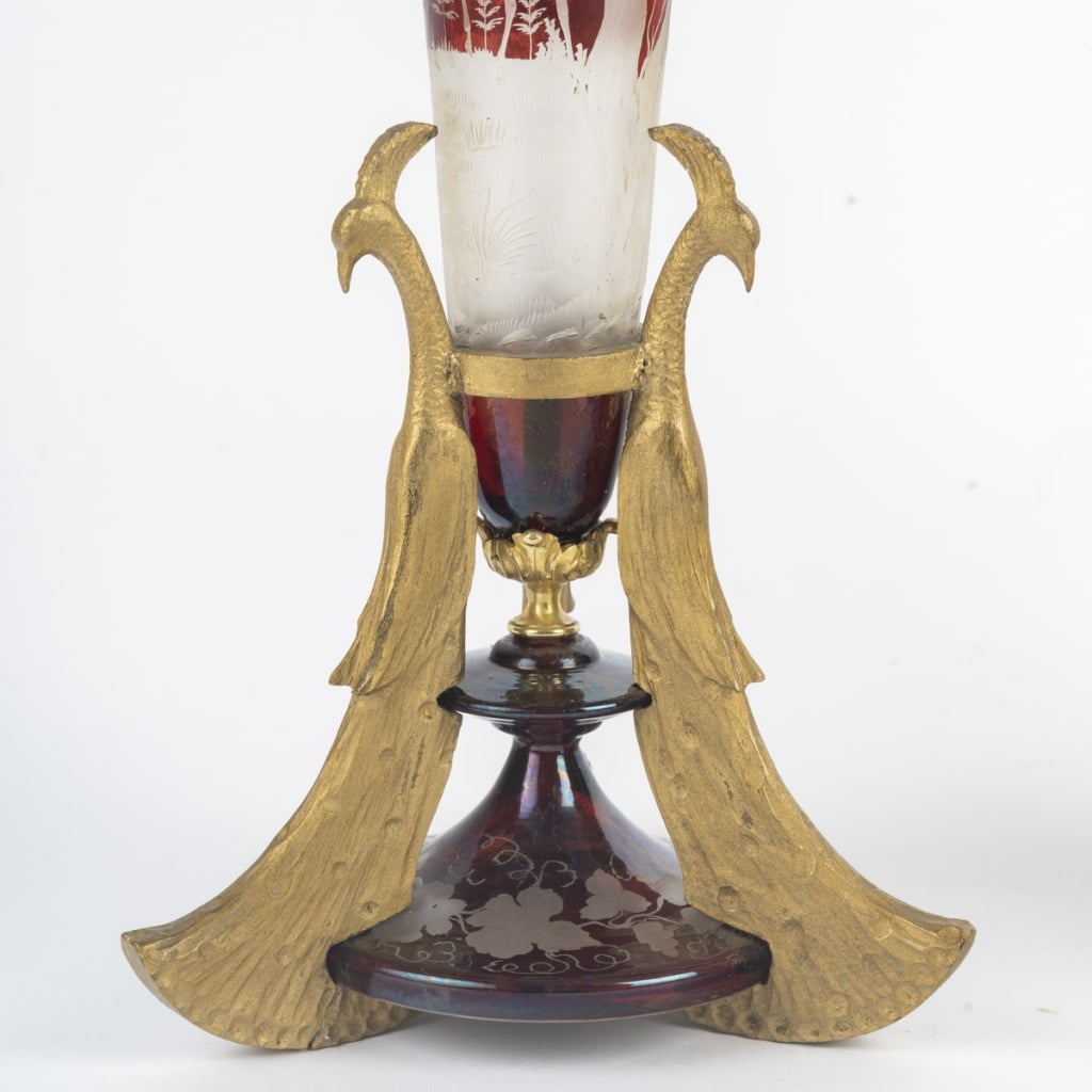 Une paire de vases en cristal de Bohème rouge, fin XIXème siècle 8