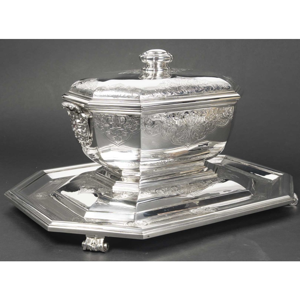 ORFEVRE BOIN TABURET – Terrine couverte et son présentoir en argent massif XIXe 2