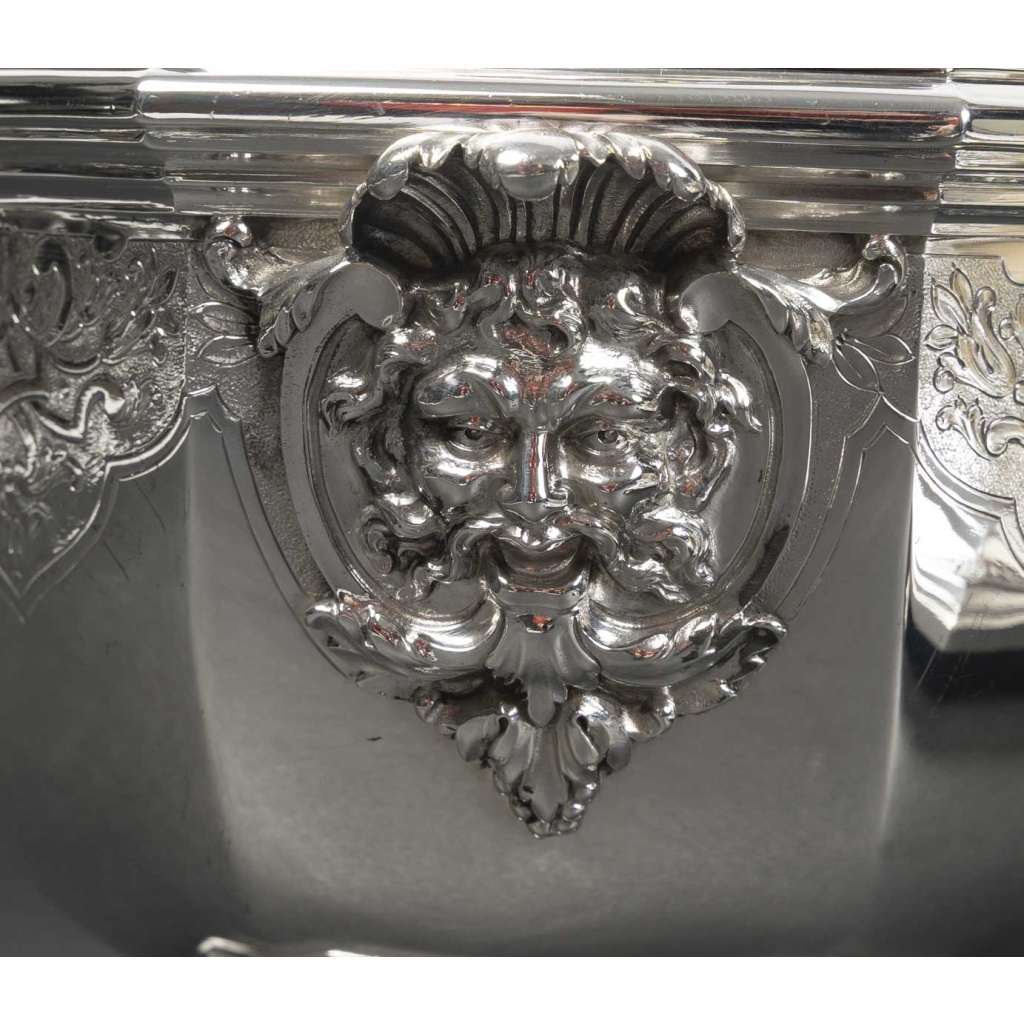 ORFEVRE BOIN TABURET – Terrine couverte et son présentoir en argent massif XIXe 13