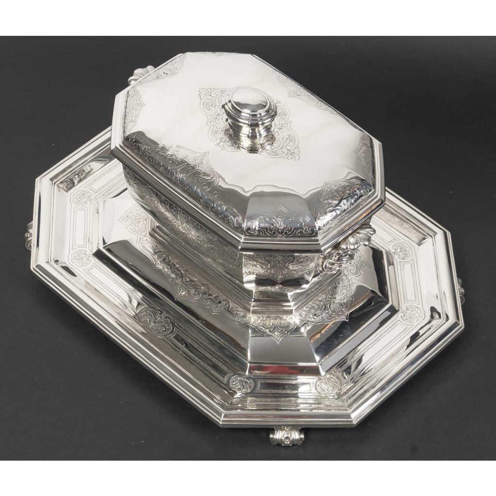 ORFEVRE BOIN TABURET – Terrine couverte et son présentoir en argent massif XIXe 24