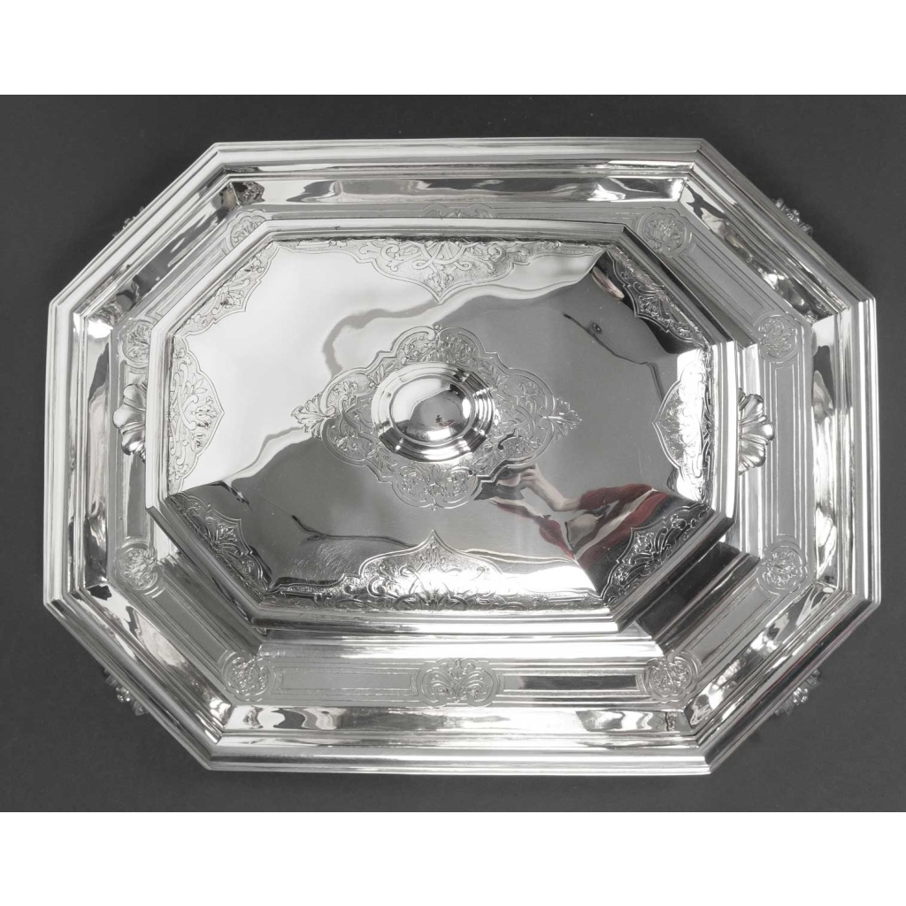 ORFEVRE BOIN TABURET – Terrine couverte et son présentoir en argent massif XIXe 25